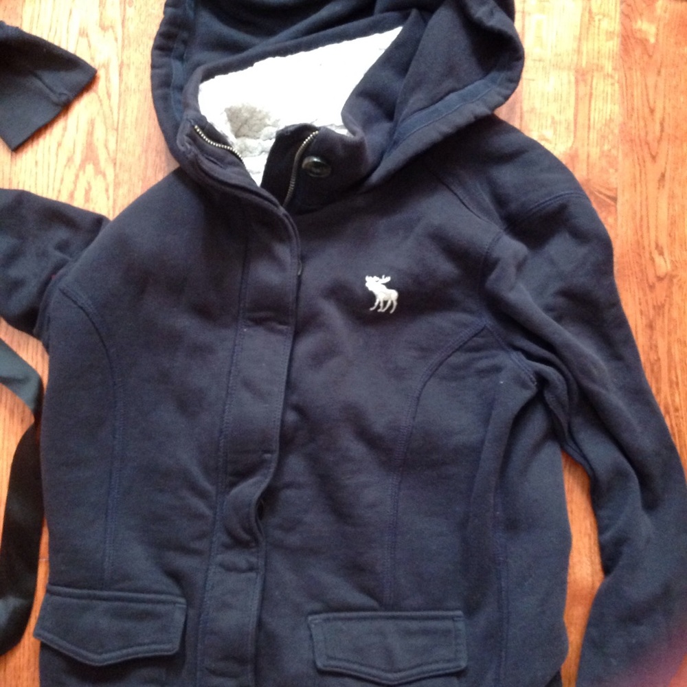 Black fur pullover hoodie